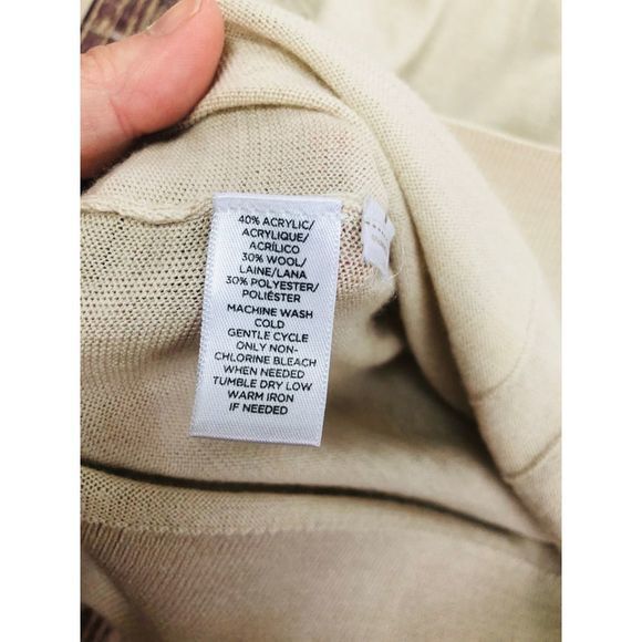 Loft Ruffle front sweater size M - Picture 4 of 5